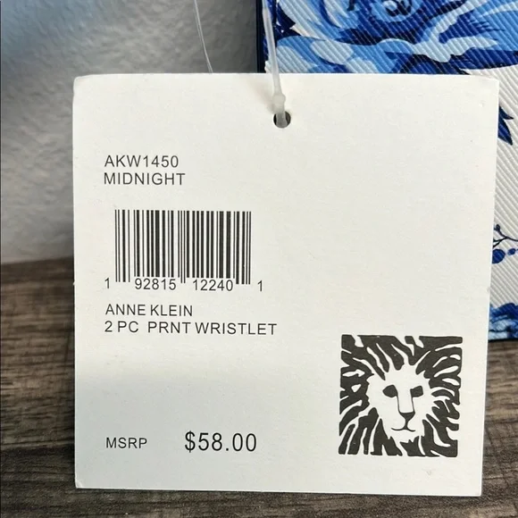 Anne Klein Blue and White Floral Wristlet ✨ - Picture 3 of 7